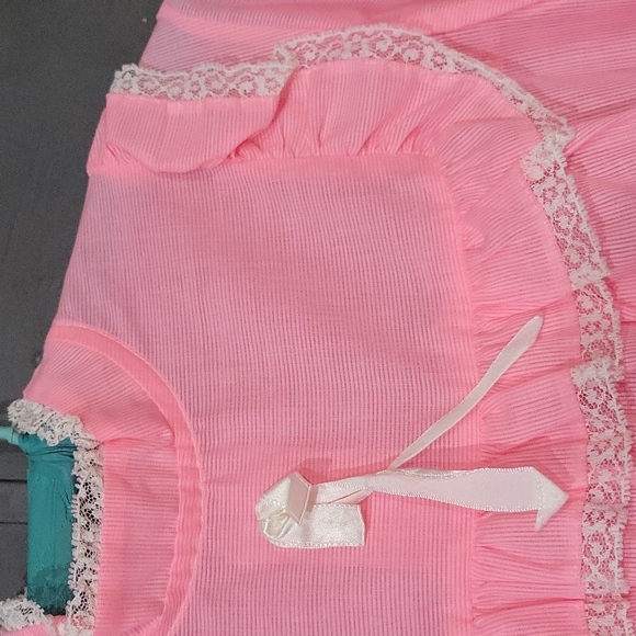Vintage Nightie - Picture 11 of 11